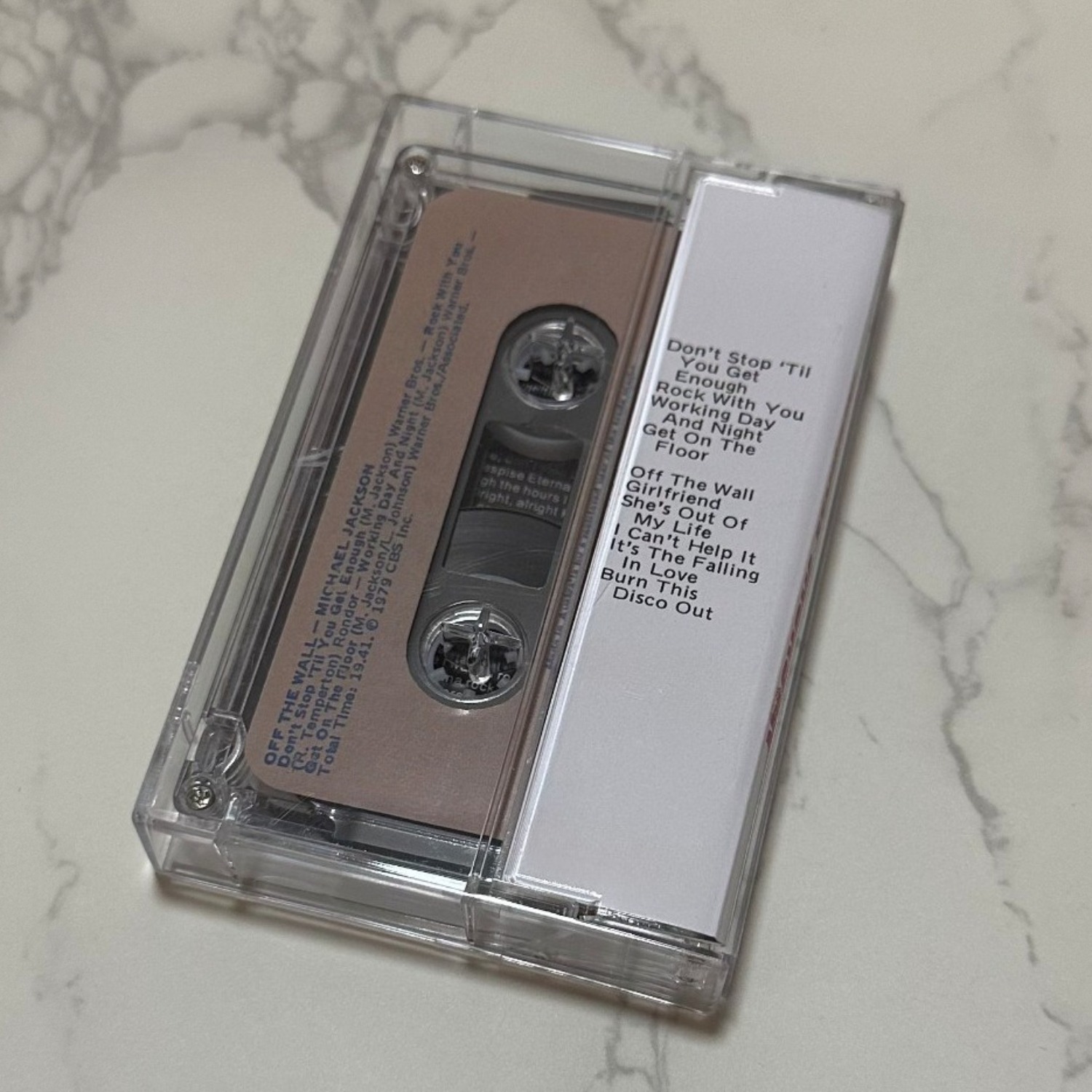 Klasyczna, retro kasetka z muz – Audio Without Music recenzja i cena